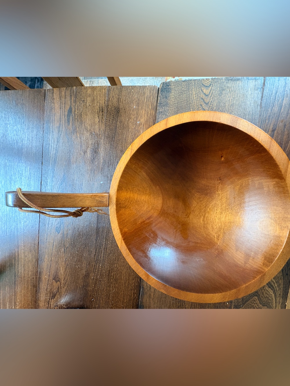 Baribocraft CanadaWooden Serving Bowl — Warm Honey Finish